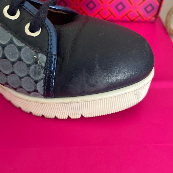 Aquatalia Stylish Blue Women's Sneakers size 7.5 - Picture 5 of 9